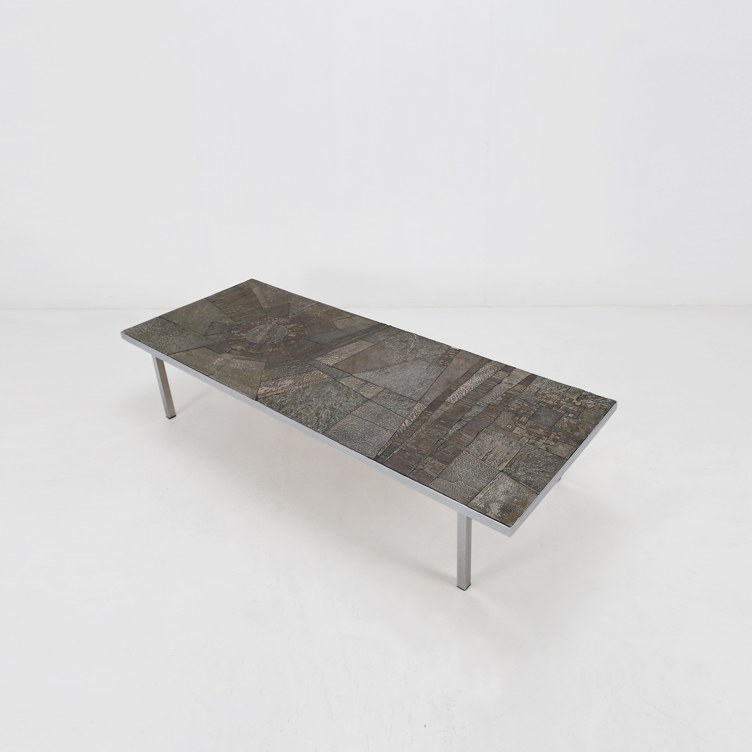 Coffee table by Pia Manuthumbnail